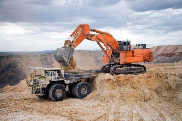 Operasional Excavator di Area Pit